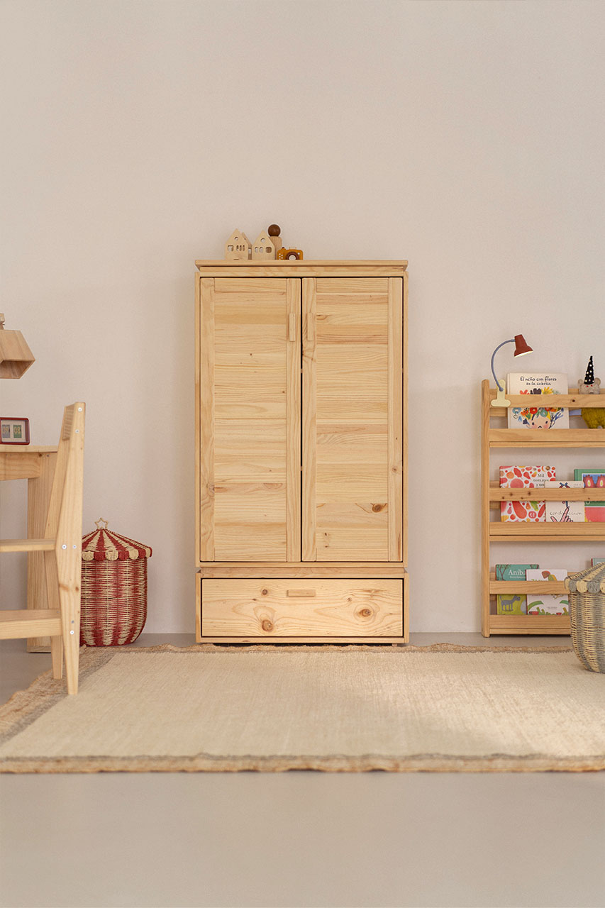 Imagen de ambiente 1 para:Armario bajo con caj&oacute;n de madera natural